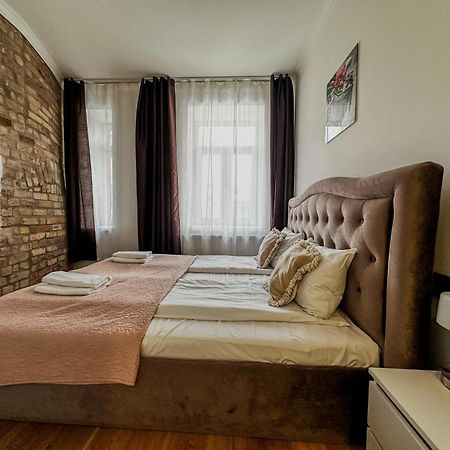 One Bedroom Promenade Apartment Riga Exterior foto