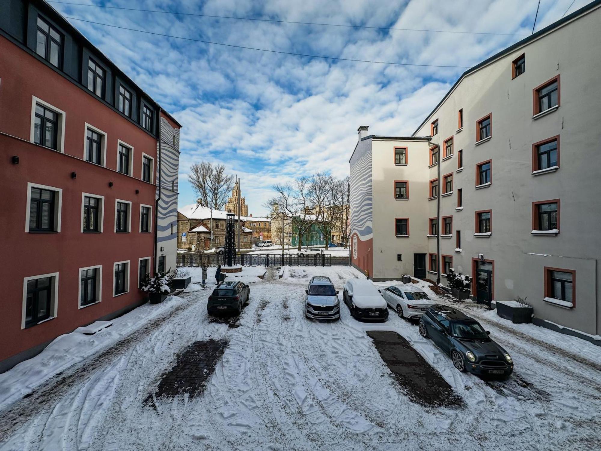 One Bedroom Promenade Apartment Riga Exterior foto