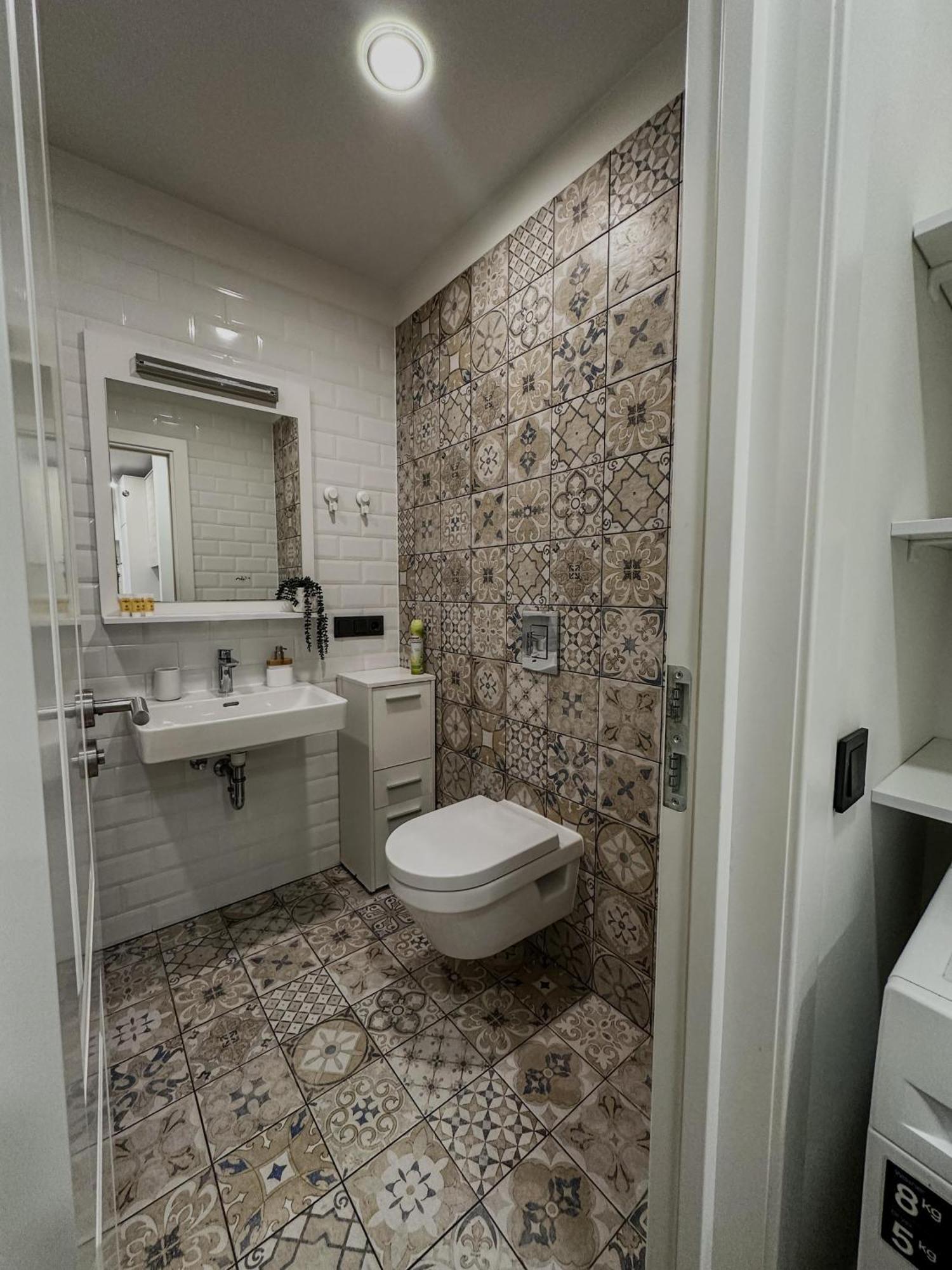One Bedroom Promenade Apartment Riga Exterior foto